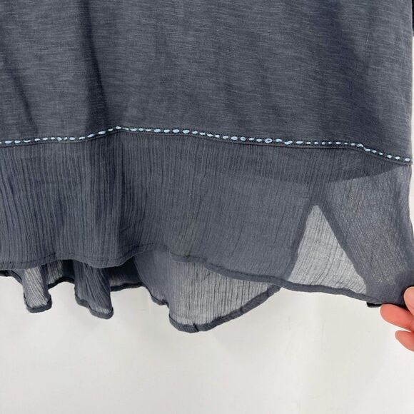 Anthropologie‎ Paper Locket Gray Crepe Drapey Contrast Blue Stitch Top Shirt XS - Picture 7 of 13
